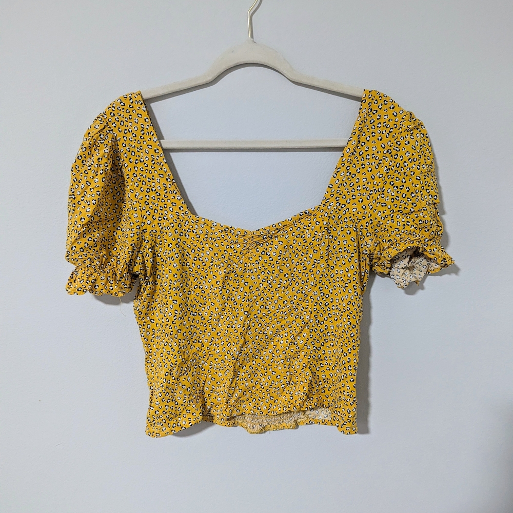 Charlotte Russe Yellow Puff Sleeve Crop Blouse